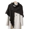 Colección de otoño e invierno transfronteriza: bufandas triangulares y chales de punto de moda con mezcla de lana, perfectos como prendas de abrigo o chales para mujer; venta al por mayor del fabricante
