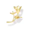 Fábrica direta de acessórios para broches e corsages DIY latão dourado tulipa joias de metal feitas à mão acessórios