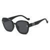 2025 Nuevas Gafas de Sol para Mujer Estilo Vintage Ojo de Gato Montura Grande Lujo Ligero Moda TikTok Caperucita Roja Celebridad de Internet Gafas de Sol Ultravioleta