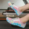 Zapatos de natación fitness multifuncionales para exteriores para hombre y mujer, coloridos, anti-corte, para senderismo, zapatilla nueva de cinco dedos