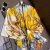 Ciudad de Yiwu Youhu Primavera y Verano Alta Gama Versátil Seda Imitación Delgado Bufanda Moda Clásica Larga Bufanda Venta al por Mayor