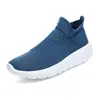 Calcetines para pareja, zapatos de verano informales sin cordones, zapatillas ligeras de malla, zapatos de hombre de caña alta y modernos.