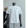 2026 Verão Nova Marca da Moda Cor Sólida Moderna Camiseta Masculina Gola Redonda Manga Curta Solta Versátil Bonita Blusa Pulôver
