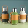 Botella de agua de gran capacidad personalizada para deportes al aire libre, portátil para uso en exteriores, botella térmica para coche, acero inoxidable 316, con asa, adecuada para preparar té