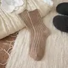 Calcetines de Lana Gruesa Tejidos para Otoño e Invierno Estilo Japonés para Mujer Rayas Verticales Simples Color Sólido Suaves Pegajosos Calcetines de Felpa Calcetines Gruesos Cálidos de Media Pantorrilla