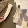 Sapatilhas quadradas de bico quadrado com nó e decote baixo para mulheres, sapatos baixos, estilo delicado, sapatos de dirigir, versáteis para o trabalho, sapatos de vovó