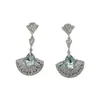 Pendientes vintage de abanico azul estilo francés, pendientes de nicho de lujo ligero y exquisitos, modernos y versátiles, con un toque de alta gama y elegancia para mujeres