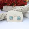 Pendientes de Botón de Trébol de Cuatro Hojas Frescos y Sencillos con Circonita Micropavimentada, Pendientes Dulces y Elegantes con un Toque de Lujo, Venta al por Mayor para Orejas Perforadas