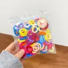 Gomas para el Cabello Estilo Coreano en Lata, 400 Piezas, Anillos de Toalla Plegados de Colores Graduados, Bandas para el Cabello Lisas de Colores Caramelo para Niñas
