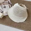 Sombrero de Pescador de Mezclilla Desgastada con Letras y Bordes Deshilachados para Mujer, Nuevo Estilo Primavera/Verano 2026, Sombrero de Senderismo de Ala Ancha