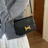Bolsa de ombro para o dia a dia, bolsa transversal quadrada pequena, nova moda vintage 2026, estilo casual de outono, versátil e de nicho