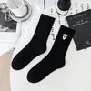 Meias Cityboy para Homens e Mulheres, Novas Meias Esportivas de Skateboard High Street com Estampa de Cabeça de Cachorro Tendência, Meias de Basquete Respiráveis de Cano Médio