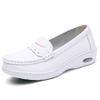 Novos sapatos de enfermeira com amortecimento a ar femininos sola macia plataforma respirável bico redondo antiderrapante sola grossa pés sem cansaço calçados médicos resistentes ao desgaste sapatos brancos