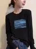 Camiseta de manga larga acanalada de algodón puro azul marino, nuevo estilo 2026, top elegante para mujer de principios de otoño, extremadamente atractivo