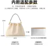 Solo se vende la bolsa interior - La bolsa exterior no está incluidaBolsa de Cubo para el Verano Lv con Bolsa Interior de Papel Dupont