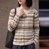 Cardigan de Lã Fina Vintage com Gola Redonda 2026 Outono/Inverno Novo Manga Longa Jacquard Vazado Casaco para Mulheres