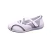 Zapatos de Ballet Blancos Estilo Deportivo Modelo Nuevo Verano 2026 Velcro Zapatos de Entrenamiento Alemanes Finos Transpirables Poco Profundos Casuales para Mujer