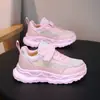 Zapatos para niñas de comercio exterior transfronterizos 2026 verano nuevos zapatos deportivos de malla transpirable para niños mayores y niños pequeños, zapatos infantiles coconut