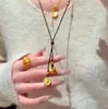 "Que Todos os Seus Desejos se Realizem" Novo Colar Amuleto da Sorte do Deus da Riqueza Estilo Chinês Gorduchinho, Corrente para Suéter Trançada Versátil Vintage e Elegante para Mulheres