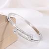 Pulseira de Aço Titânio, Item Quente de Vendas Transfronteiriças, Não Desbota, Pulseira Céu Estrelado para Mulheres, Estilo Europeu e Americano, Pulseira Aberta de Aço Inoxidável Cravejada com Diamantes Redondos