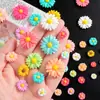 Accesorios de Resina con Flores de Margarita de Colores Pegamento de Crema para Manualidades DIY Funda para Teléfono Móvil Imán para Refrigerador Agujero Hebilla de Zapato Accesorios para el Cabello Accesorios
