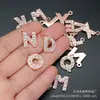Pingente de Letra com Strass 15mm DIY Broche Chaveiro Corrente de Clavícula Personalizada Acessórios de Joia de Liga para Roupas Bagagem