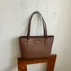 Bolso grande tejido con patrón transfronterizo para mujer, nuevo bolso tote casual de gran capacidad, bolso de hombro de moda y texturizado para el día a día
