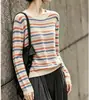 Camiseta de manga larga a rayas para mujer, nuevo estilo 2026, top de punto fino hueco de alta gama, camiseta básica de otoño, top elegante