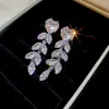 Aretes Redondos con Tachuelas de Diamante Cuadrado y Cadena Plateada, Cadena de Suéter Estilo Corte Vintage Francés, Exquisito Juego de Joyería de Alta Gama