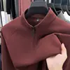 Camiseta de Manga Larga con Media Cremallera y Cuello Alto para Hombre, Estilo Cruzado, Nueva Colección Otoño e Invierno 2025, Sudadera Casual Versátil para Jóvenes y Adultos