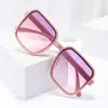 Novos Óculos de Sol Quadrados Elegantes para Mulheres, Versáteis para um Look Natural, Óculos de Sol Clássicos Simples, Item Tendência Transfronteiriço