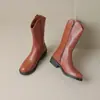 Nuevas botas británicas de otoño e invierno para mujer, de media pantorrilla, tacón cuadrado, tacón medio, botas de motociclista, botas de jinete, tallas 40-48, botas de comercio exterior de talla grande