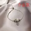 Pulsera Flor de Circonita Chapada en Oro Real Nicho Dulce Versátil Pulsera Temperamento Lujo Ligero Joyería de Gama Alta para Mujeres Al Por Mayor