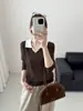 Fábrica de Suéteres Dalan Source vende al por mayor y a medida blusas de punto de manga larga para mujer de otoño e invierno con cuello tipo Polo de dos piezas falsas y diseño de punto trenzado