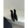 Botas de Salto Grosso Estilo Retrô Francês com Bico Fino e Tiras Cruzadas no Tornozelo para Mulheres, Novo Modelo Outono/Inverno 2026