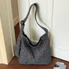 Cross2026 Outono Novo Estilo Coreano Bolsa Tote Relaxada Estilo Preguiçoso Feminino Versátil para o Trabalho Bolsa de Ombro de Grande Capacidade