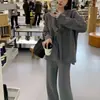 Conjunto de Tres Piezas de Suéter de Punto Elegante de Lujo y Pantalones de Pierna Ancha para Mujer, Estilo Nuevo 2025 Inspirado en Chanel, Moda Casual Otoño e Invierno
