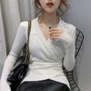 Camisa Base para Mulheres, Outono e Inverno 2025 Novo Estilo Preto Manga Longa Ajustada Decote V Suéter Top Tricotado