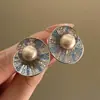 Pendientes Azules Klein con Flor, Modelo Nuevo 2026, Pendientes Florales con Diamantes Brillantes, Moda de Nicho, Pendientes Elegantes para Mujer