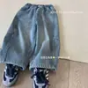 25 Nueva Colección de Invierno: Pantalones de Estilo Coreano con Forro de Polar Todo en Uno, Estrellas de Cinco Puntas, Corte Curvo, Jeans de Color Claro para Niños, Pantalones Cálidos para Niños y Niñas