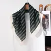 Pañuelo Cuadrado Pequeño 100% Algodón, Suave y Amigable con la Piel, Transpirable, Adecuado para Todas las Estaciones, Estilo Artístico, Pañuelo Decorativo Versátil, Bufanda para Cuello para Mujer
