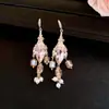 Estilo Palácio Francês Flor de Cristal com Franja Gancho de Orelha Luxo Acessível Design de Brincos de Ponta Brincos de Nicho para Mulheres