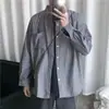 Camisa listrada de manga comprida em estilo de Hong Kong e japonês, casual e versátil, nova camisa masculina de outono, peça externa estilosa e moderna