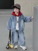 Conjunto de Três Peças Jeans para Meninos Primavera e Outono, Roupa Streetwear Cool e Moderna Estilo Coreano para Crianças, Roupas de Bebê da Moda para Exportação