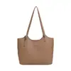 Bolsa de Ombro Casual Estilosa para Mulheres 2026 Nova Coleção Primavera/Verão Moda Vintage Tendência Bolsa de Braço com Acabamento de Luxo Bolsa Tote para o Dia a Dia