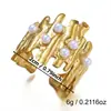 Anel de aço inoxidável branco com madrepérola de luxo leve transfronteiriço, anel aberto empilhável floral irregular vintage 18K feminino