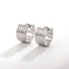 Pendientes Clásicos Versátiles de Acero Inoxidable para Hombres y Mujeres Amazon Comercio Electrónico Nuevos Pendientes de Acero de Titanio con Cierre Fácil Pendientes de Moda Elegantes