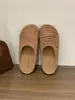 Zapatos de Pescador Tejidos de Hierba de Ratán Cubiertos en la Punta Medios Deslizantes Ropa de Exterior para Mujer Primavera/Verano 2025 Zapatillas Planas Retro Zapatos de Playa con Falda