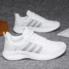 Zapatos Casuales de Exterior para Primavera y Verano, Zapatillas de Correr de Talla Grande Adhesivas en Frío, Zapatos de Hombre, Zapatillas de Correr de Malla con Tres Rayas, Zapatos Ligeros Suaves para Pareja