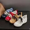 Zapatos estilo alemán para mujer, zapatos de primavera y verano, nuevos, de malla, suela gruesa, transpirables, casuales, deportivos, para estudiantes, de viaje, zapatos de moda en Instagram